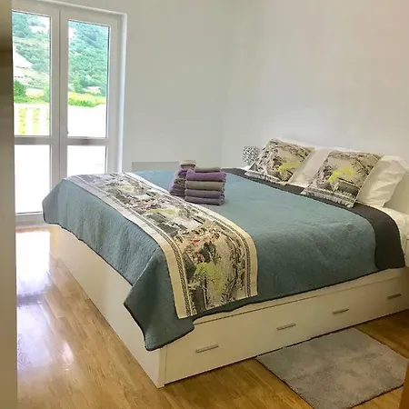 Jelena Room 2 * 챠브타트